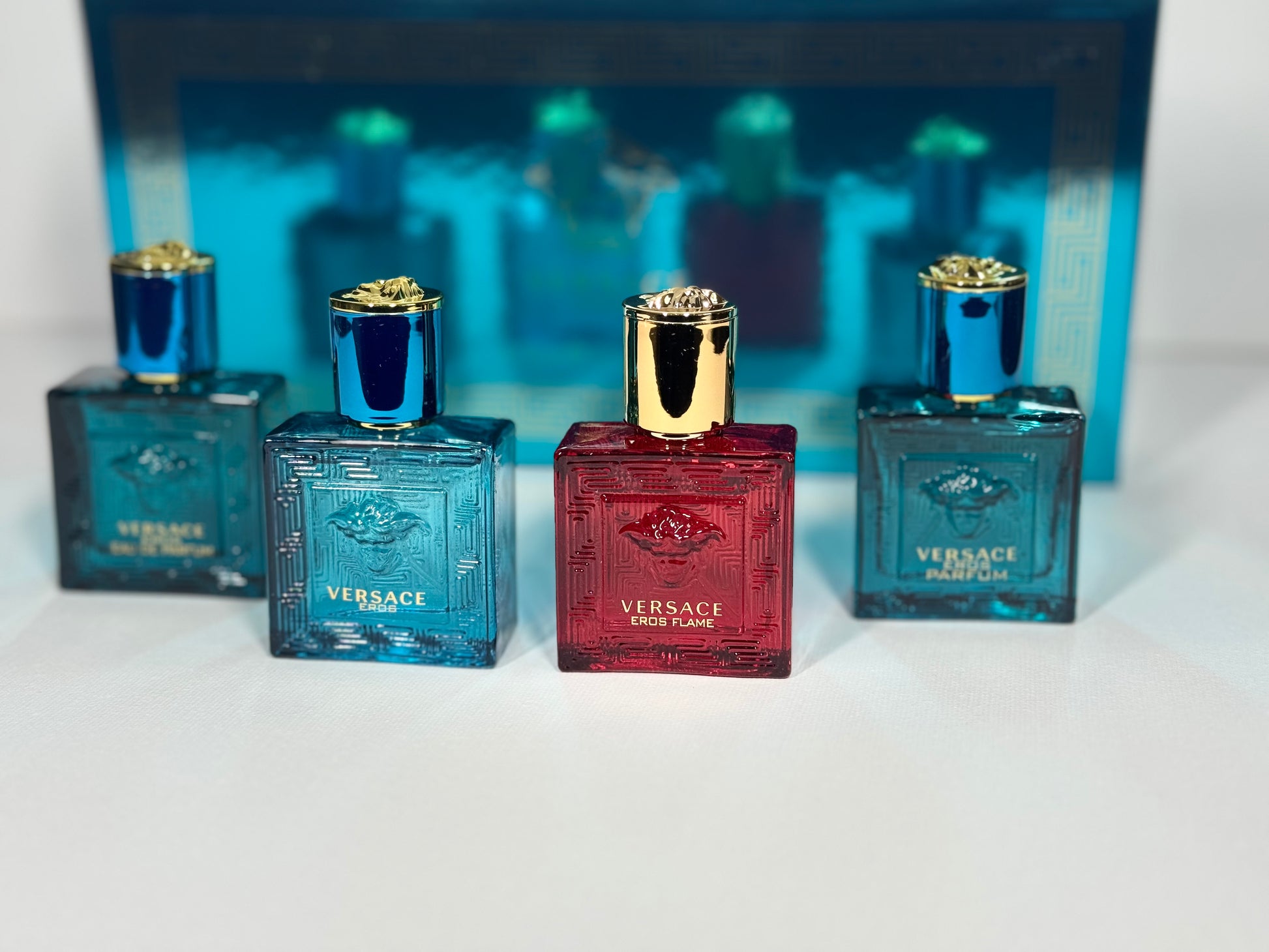 Versace Eros Men’s Gift Set – 4 Mini Perfumes Eros EDT, EDP, Parfum, Eros Flame 5ml