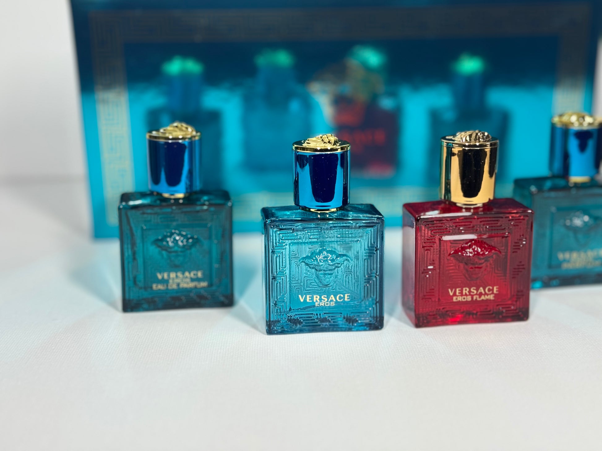 Versace Eros Men’s Gift Set – 4 Mini Perfumes Eros EDT, EDP, Parfum, Eros Flame 5ml