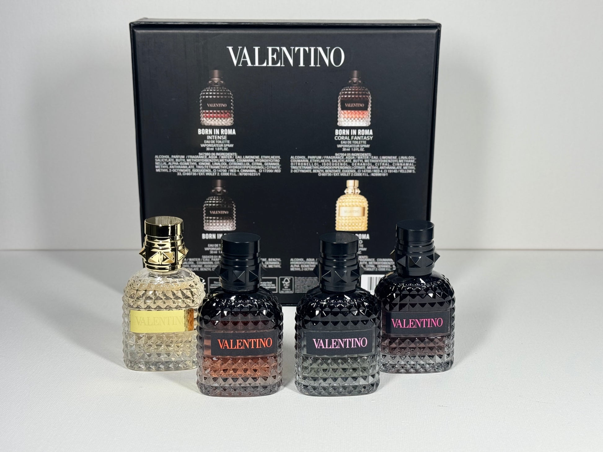 Valentino Born in Roma Gift Set – 4 Mini Perfumes Intense, Coral Fantasy, The Gold, EDT 30ml