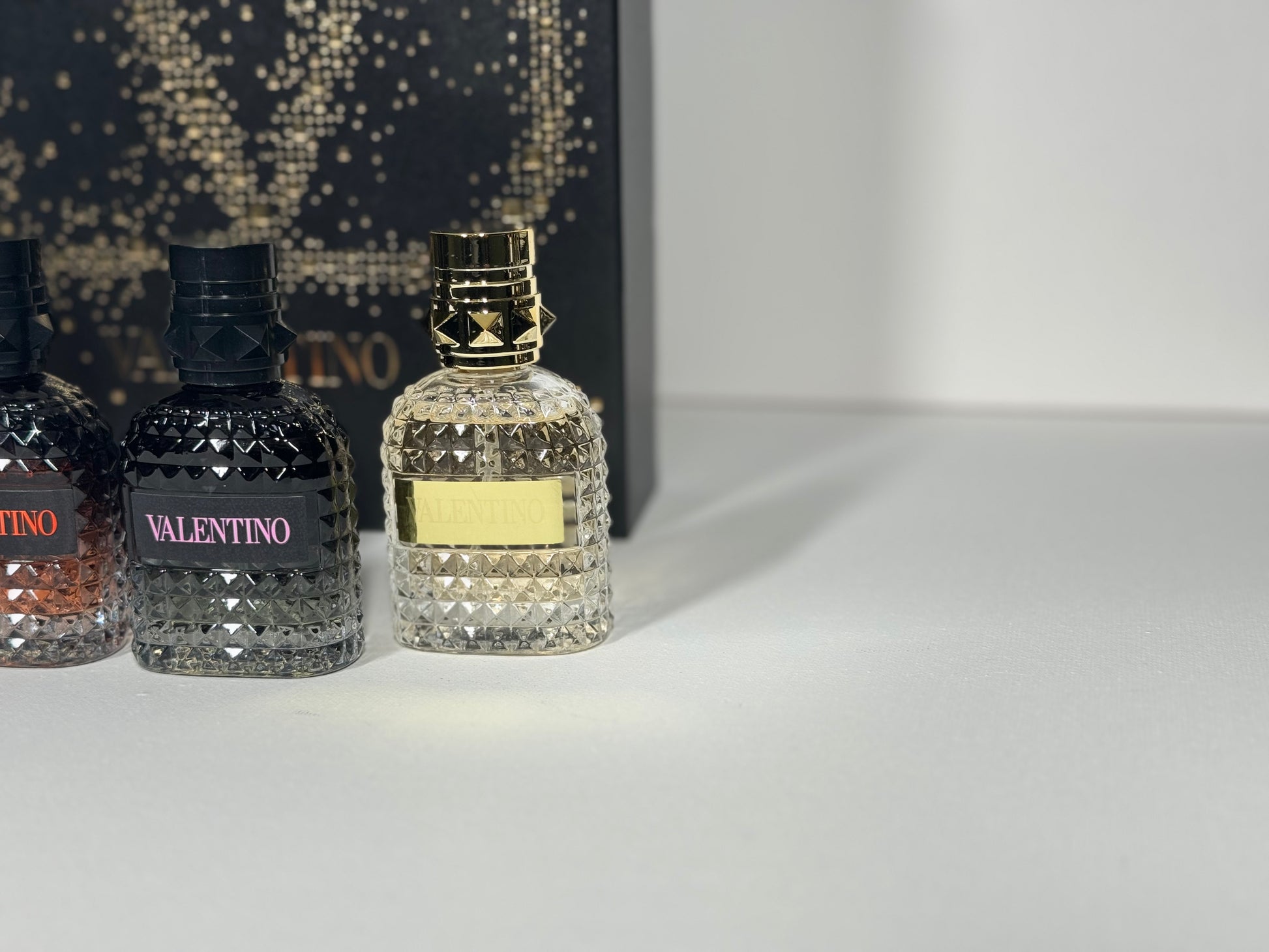 Valentino Born in Roma Gift Set – 4 Mini Perfumes Intense, Coral Fantasy, The Gold, EDT 30ml