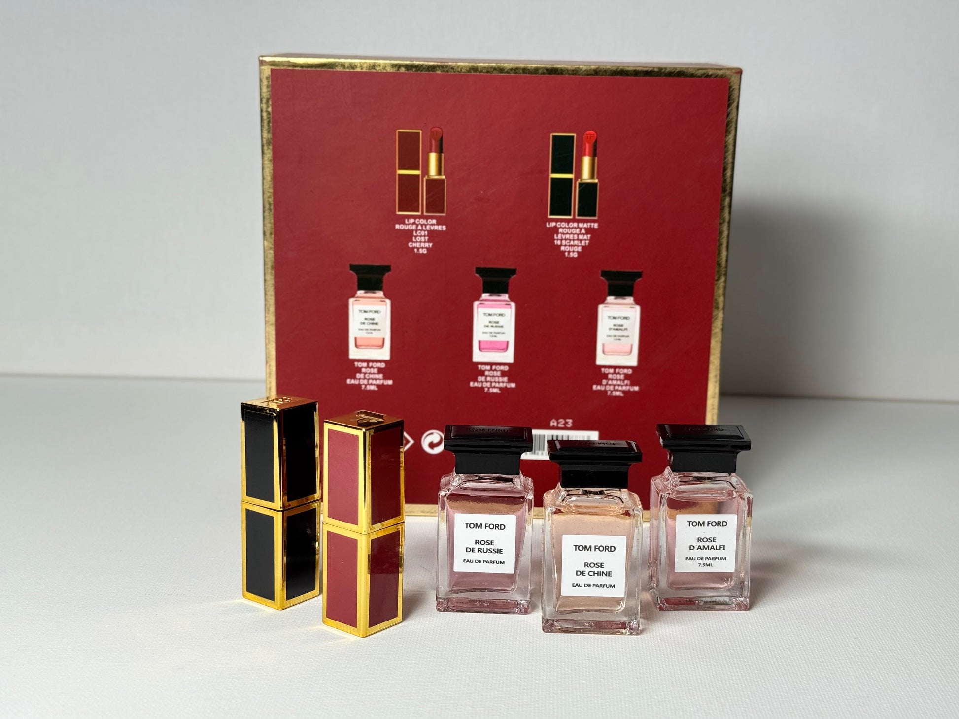 Tom Ford Gift Set Rose Collection – Rose De Russie, Rose De Chine, Rose D’Amalfi 7.5ml EDP + 2 Lipsticks